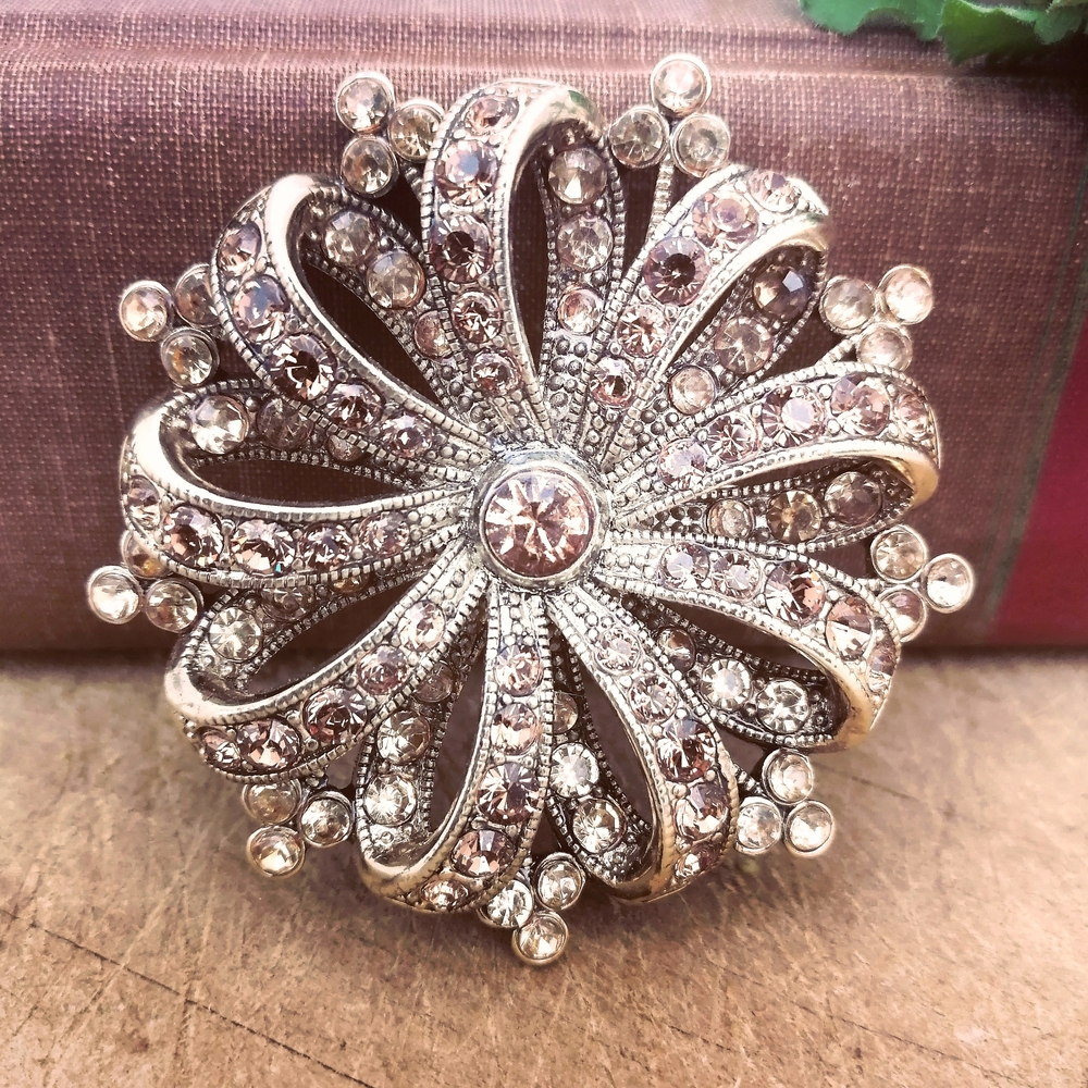 Vintage Liz Claiborne Crystal Flower Brooch Champagne Pink Light Gold 90s 80s